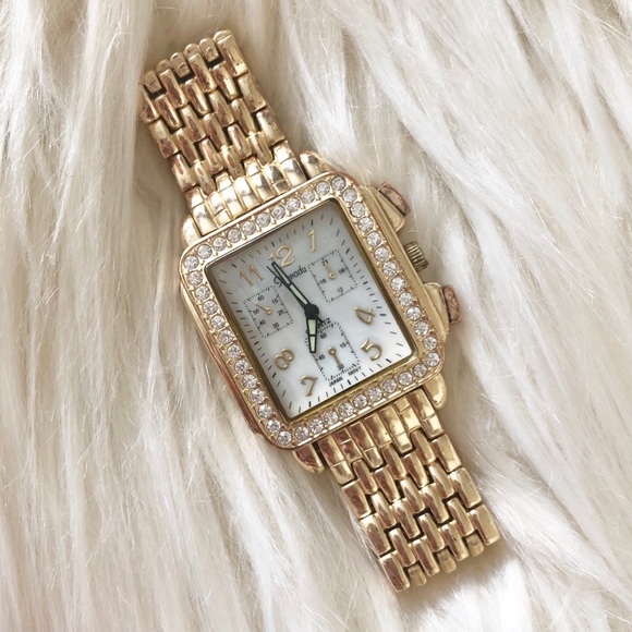 Boutique Watch - Picture 1 of 2